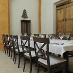 Antiguo Hospital Linares de Mora