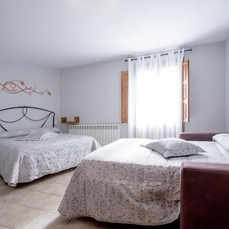 Antiguo Hospital Linares de Mora