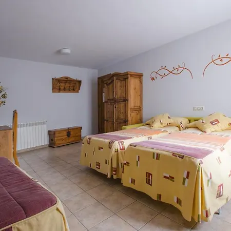 Antiguo Hospital Casa de hóspedes Linares de Mora