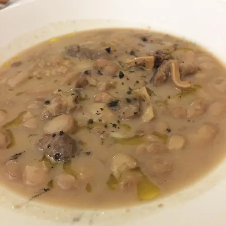 Antiguo Hospital Casa de hóspedes Linares de Mora