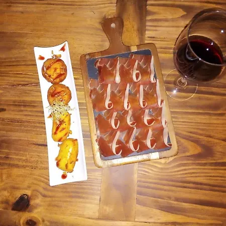 Antiguo Hospital Linares de Mora