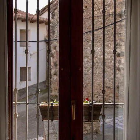 Antiguo Hospital Casa de hóspedes Linares de Mora