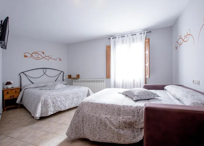 Antiguo Hospital Linares de Mora