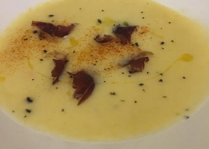 Antiguo Hospital Pensión Linares de Mora